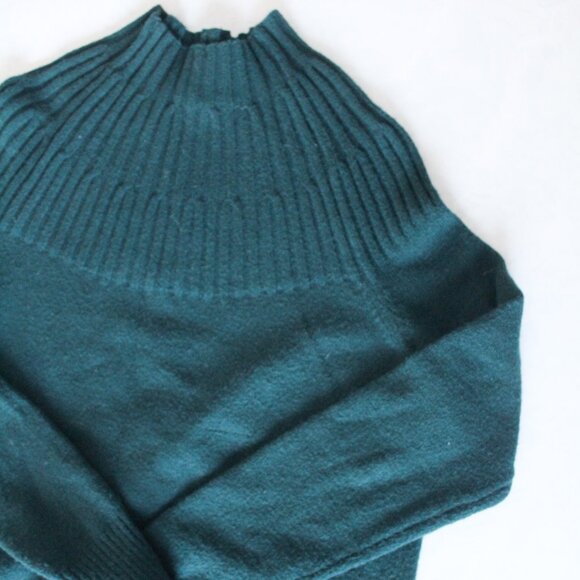 by Anthropologie Welford Tunic mock neck Pullover Sweater in Pine Green Small - Picture 1 of 11